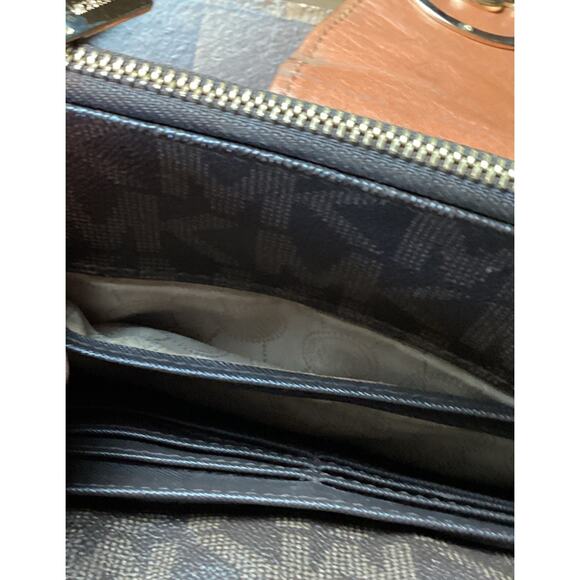 Michael Kors Fulton Messenger Crossbody Purse - Brown and Gold Pebble Leather - Picture 6 of 14